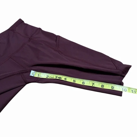 Lululemon Womens Fast and Free Bike Shorts Non-Reflective 10" Cassis Maroon Sz 4 - Picture 7 of 8